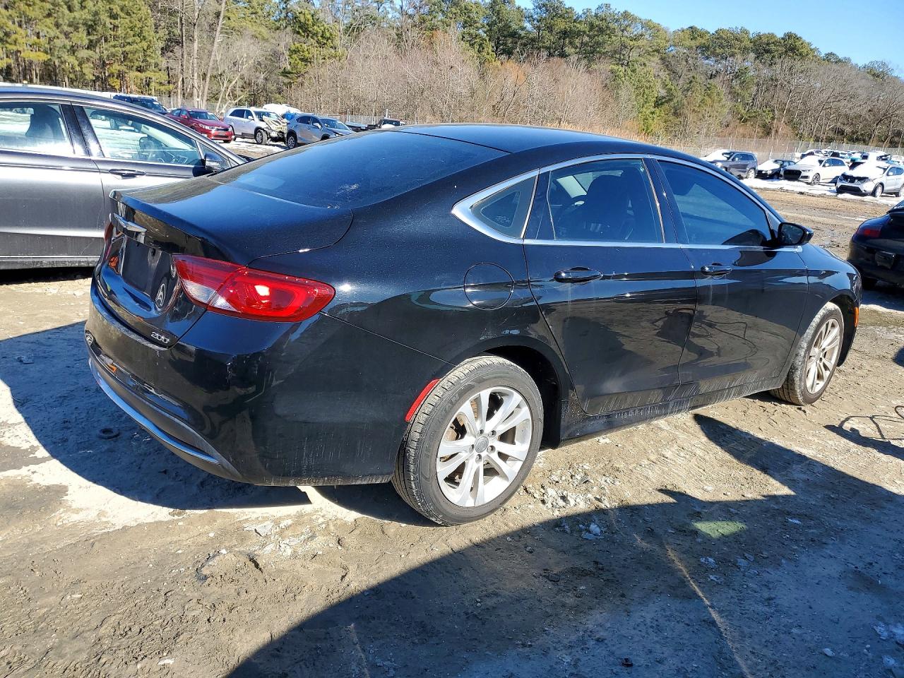 2015 CHRYSLER 200 LIMITED photo 5