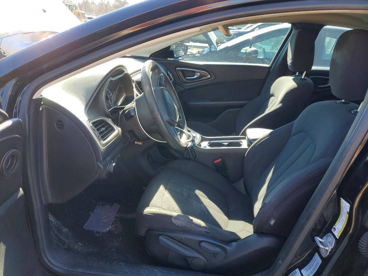 2015 CHRYSLER 200 LIMITED photo 13