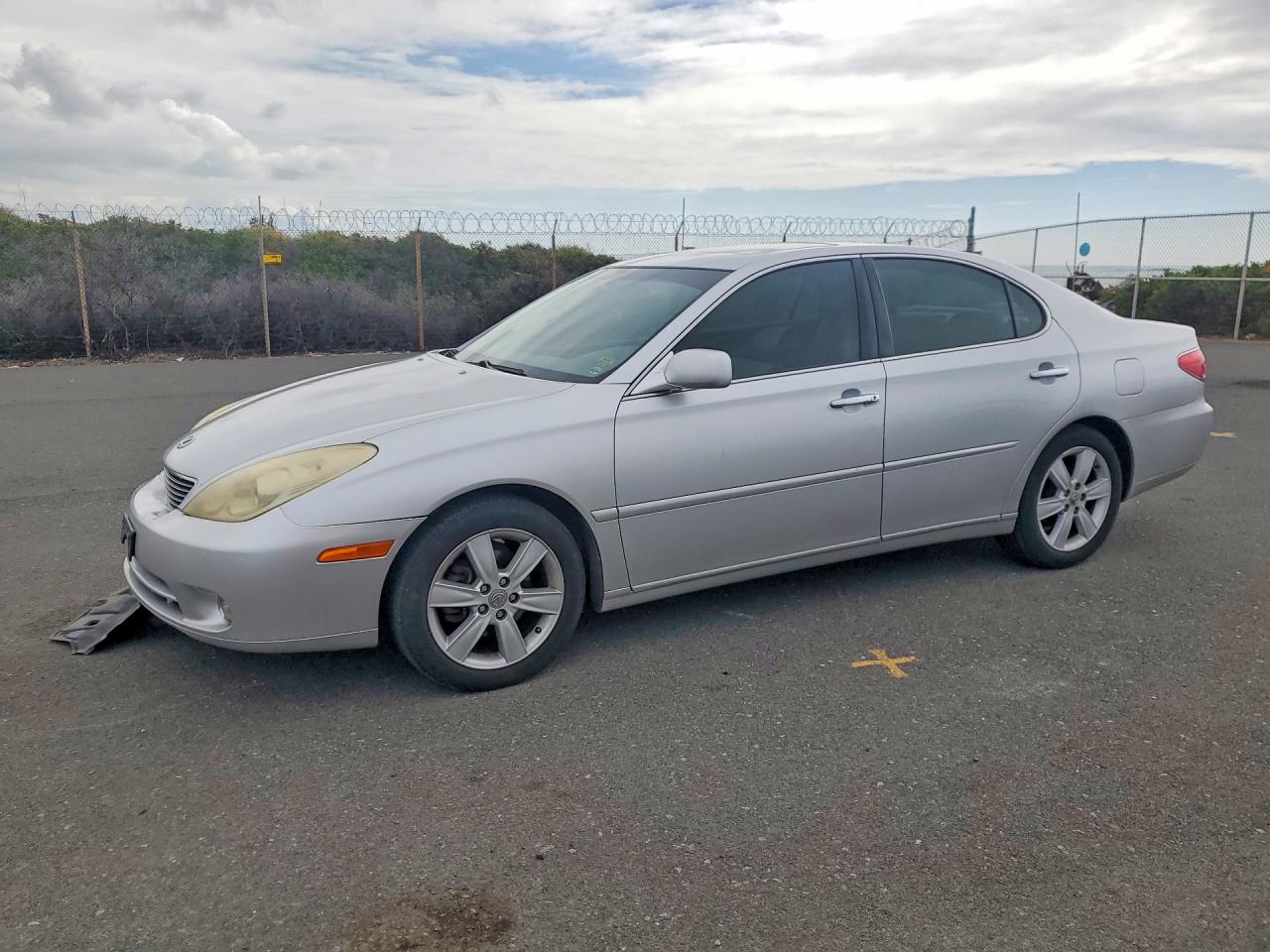 2005 LEXUS ES