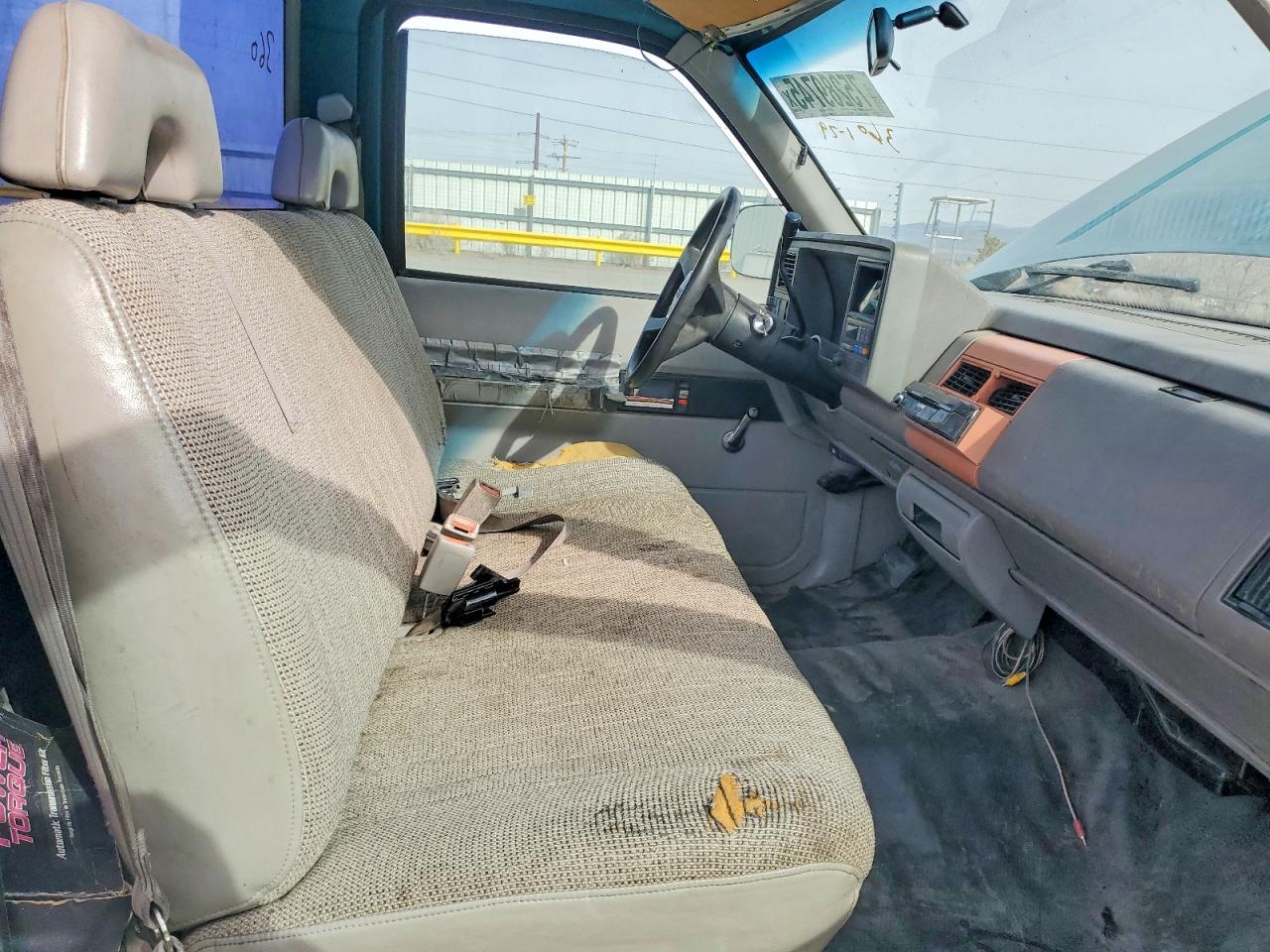 1994 CHEVROLET GMT-400 C1500 photo 19