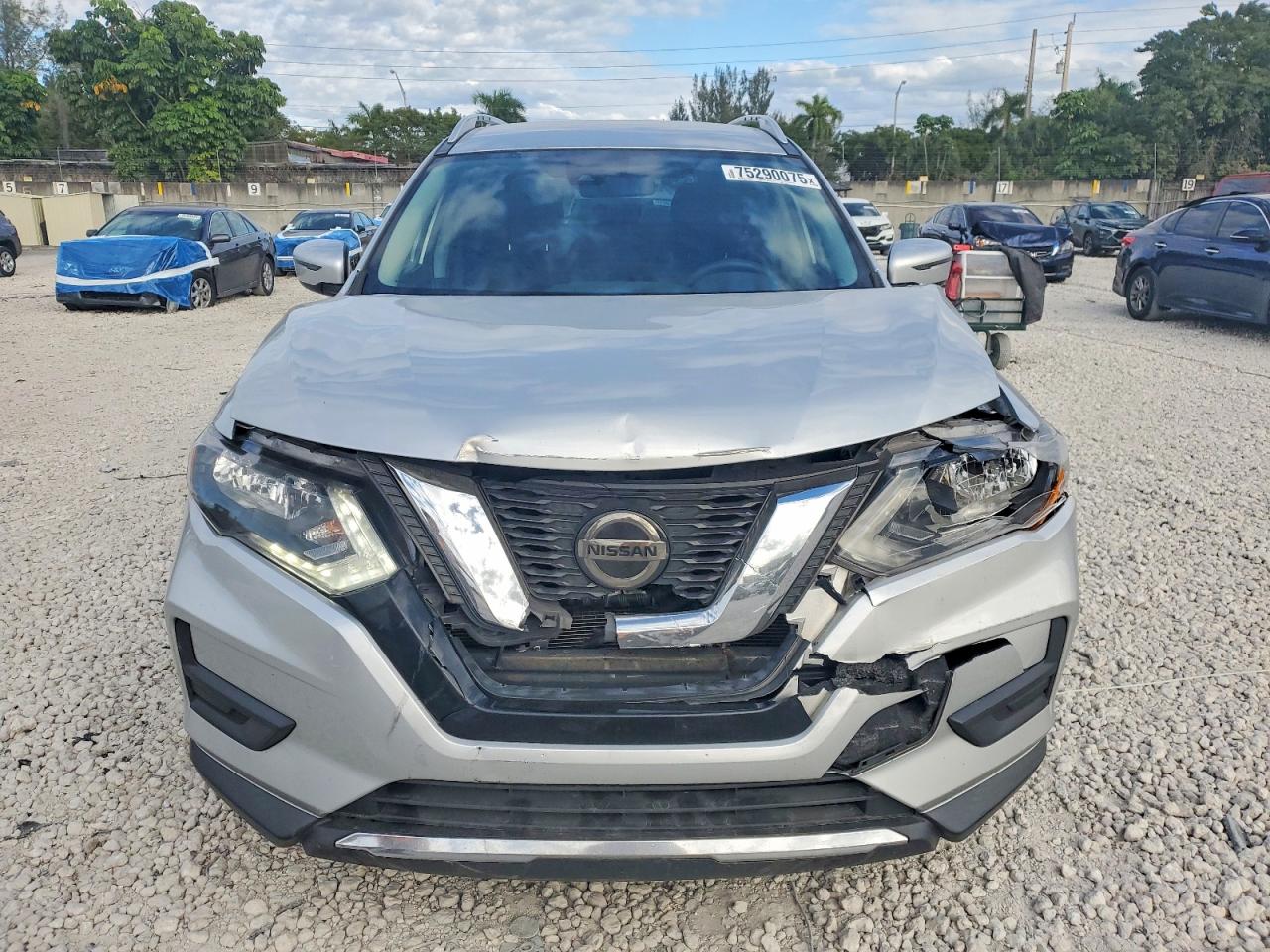 2020 NISSAN ROGUE SV photo 13