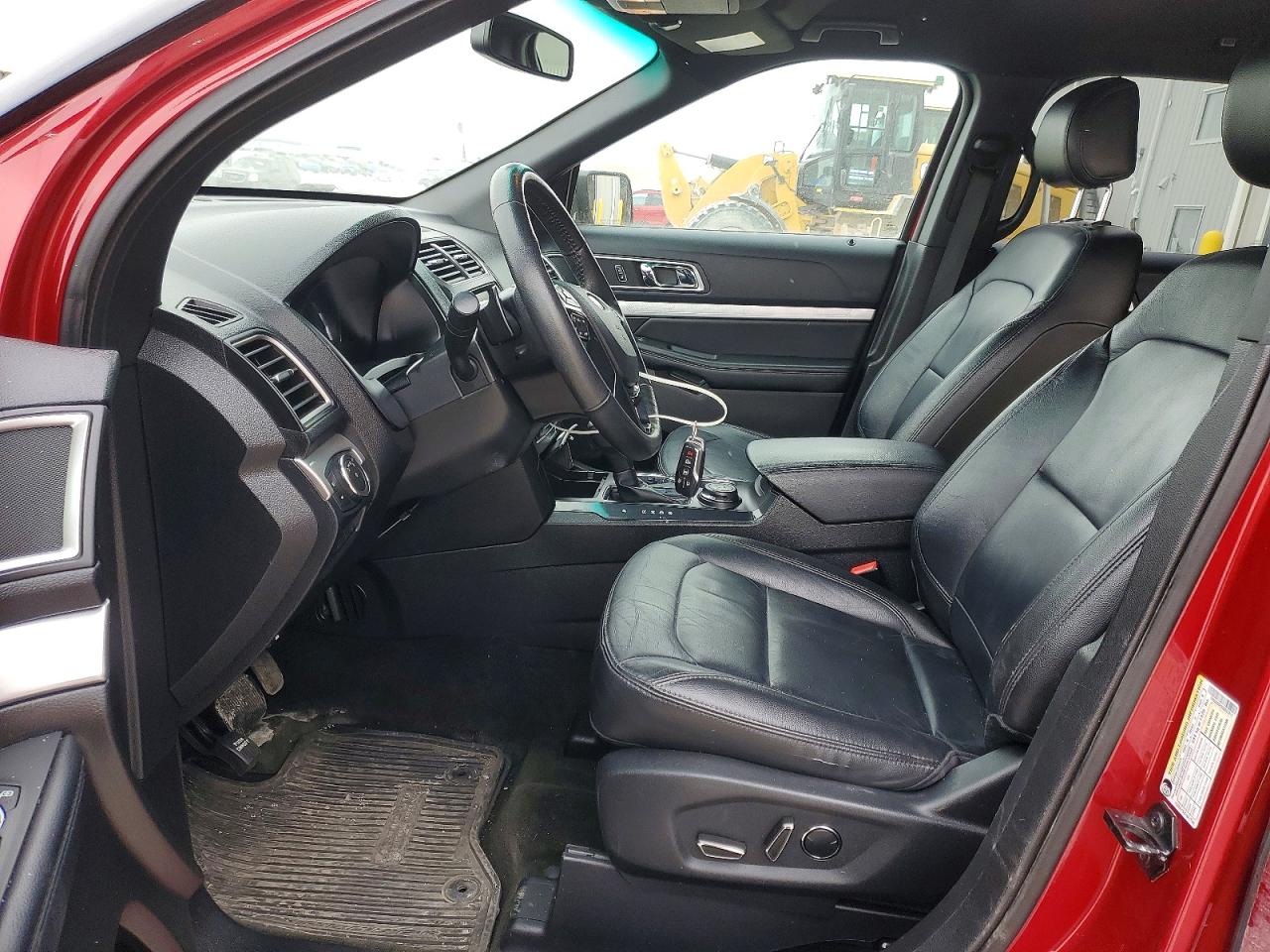 2016 FORD EXPLORER XLT photo 7