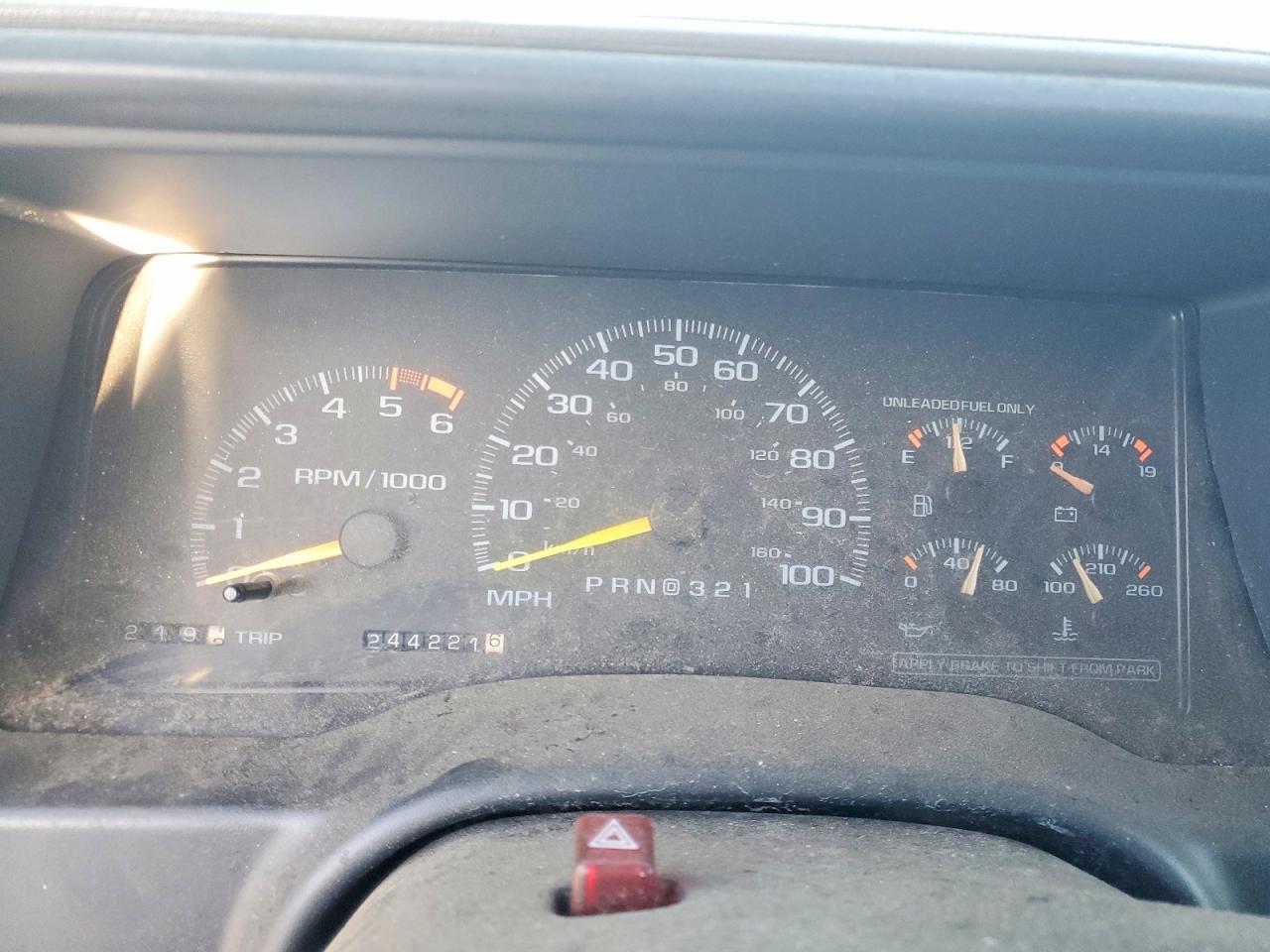1996 GMC SIERRA K1500 photo 9