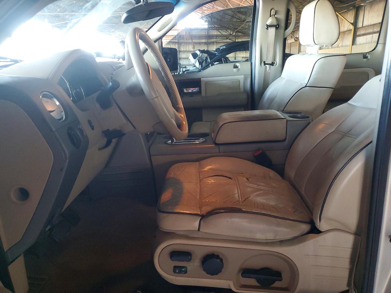 2006 LINCOLN MARK LT photo 13
