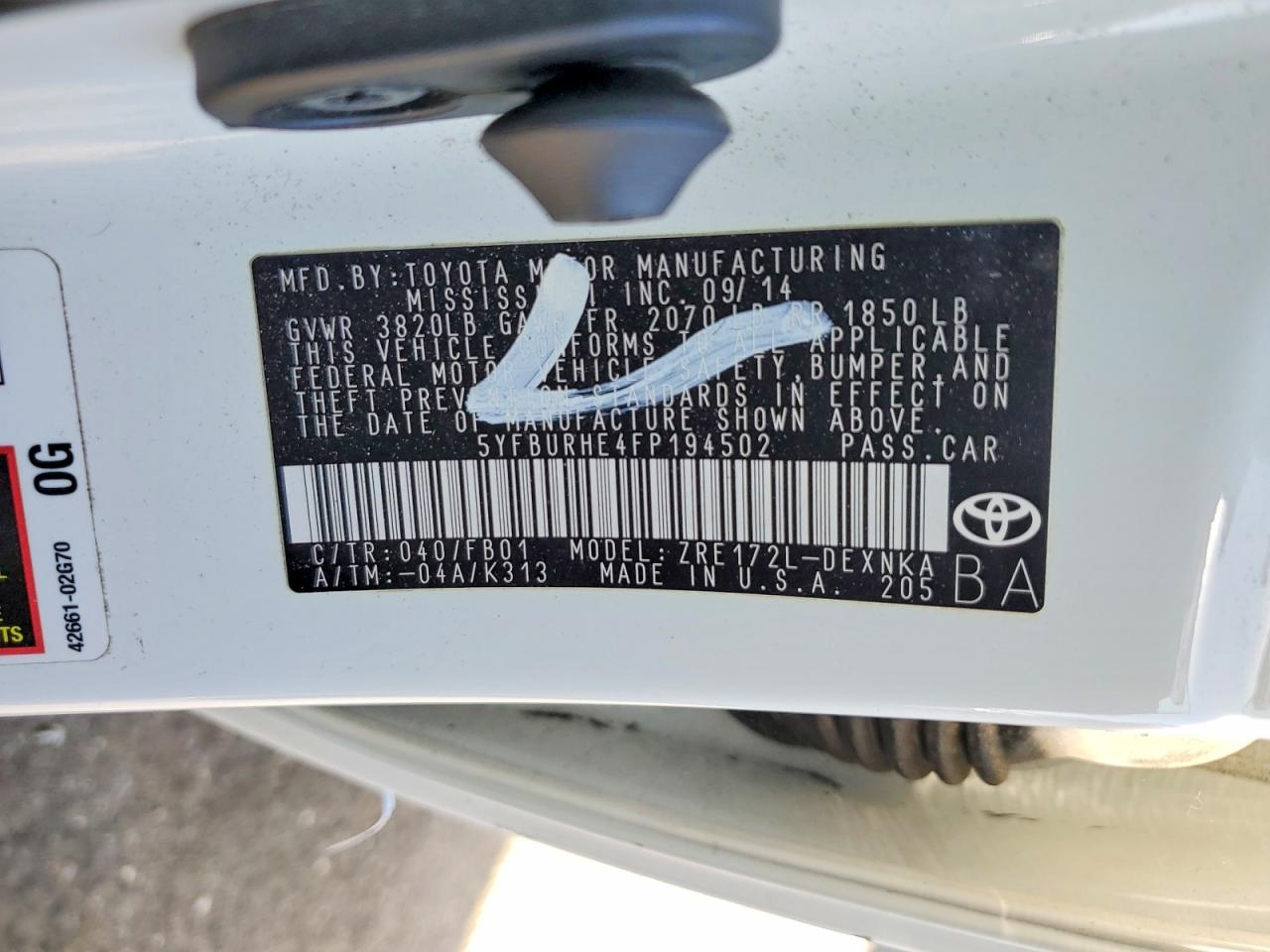 2015 TOYOTA COROLLA L photo 12