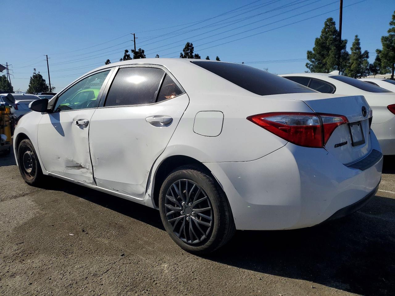 2015 TOYOTA COROLLA L photo 2