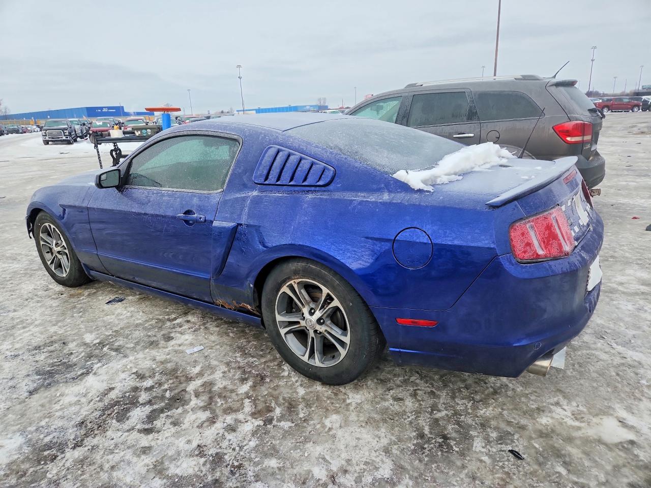 2014 FORD MUSTANG photo 3