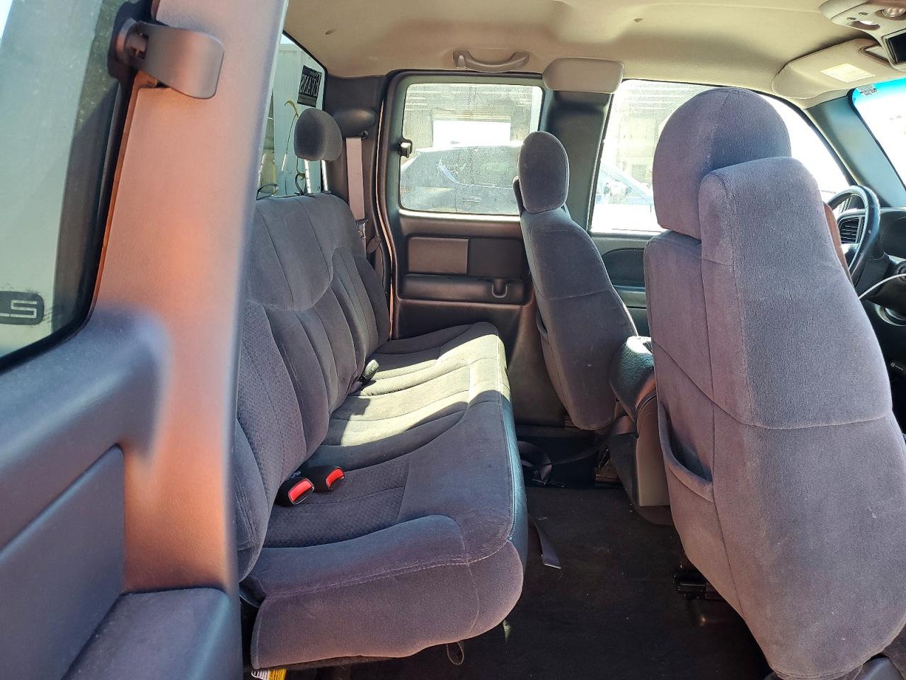2002 CHEVROLET SILVERADO C1500 photo 10