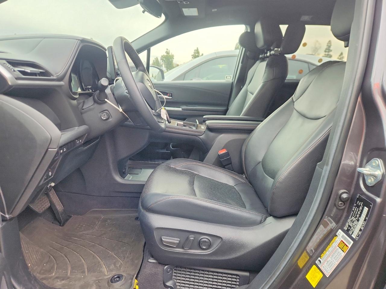 2025 TOYOTA SIENNA LIMITED photo 7