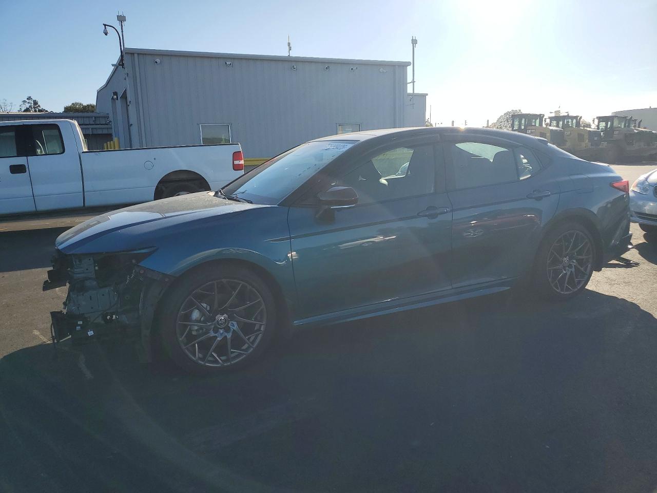 2025 TOYOTA CAMRY