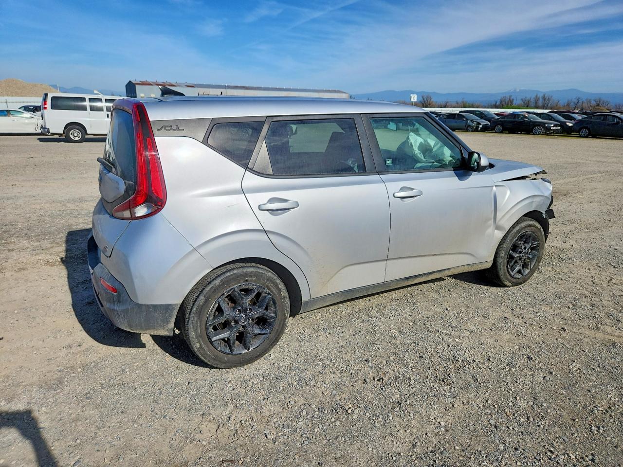 2020 KIA SOUL LX photo 3