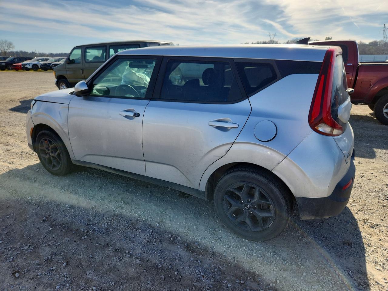 2020 KIA SOUL LX photo 2