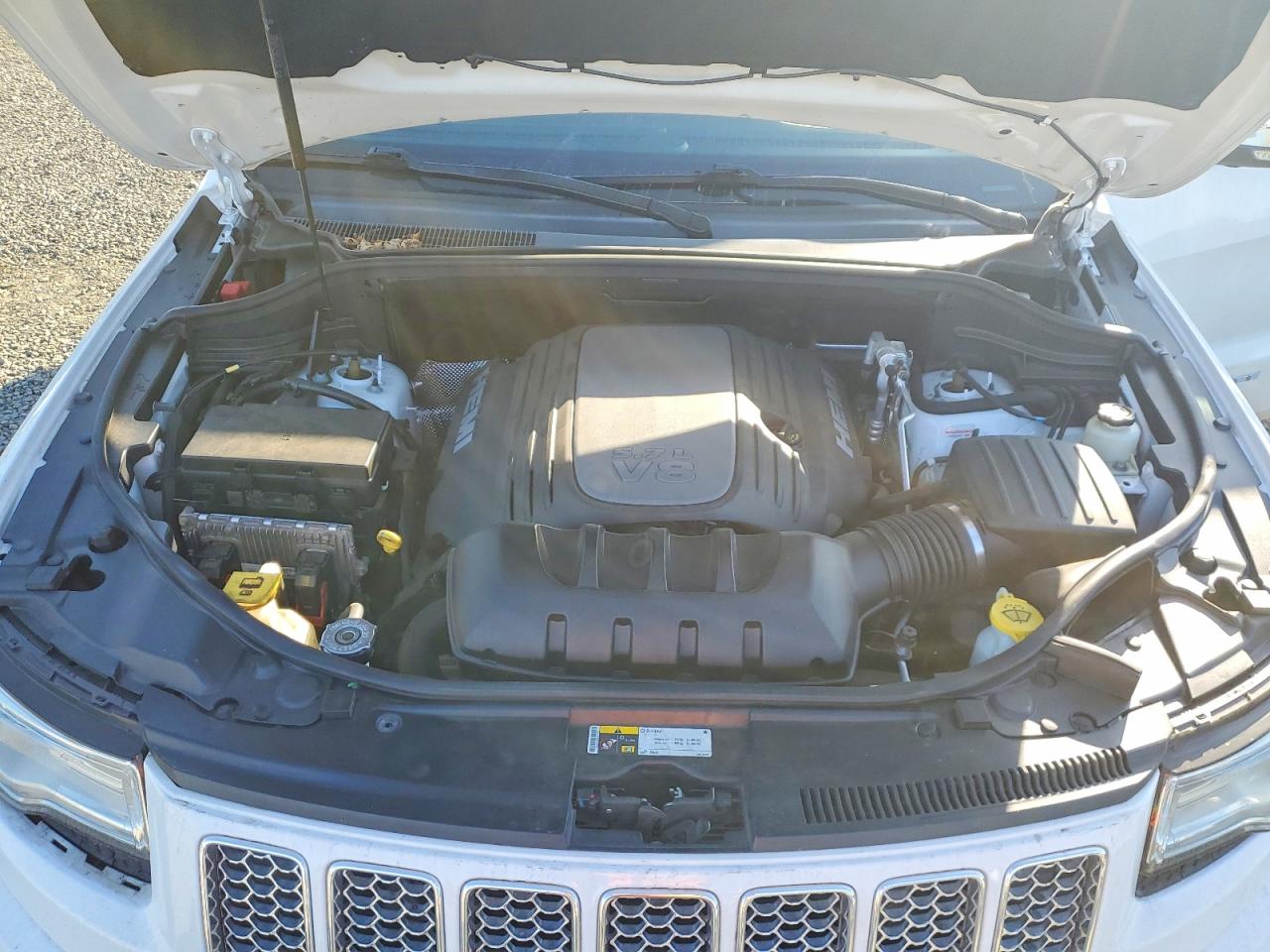2014 JEEP GRAND CHEROKEE SUMMIT photo 23