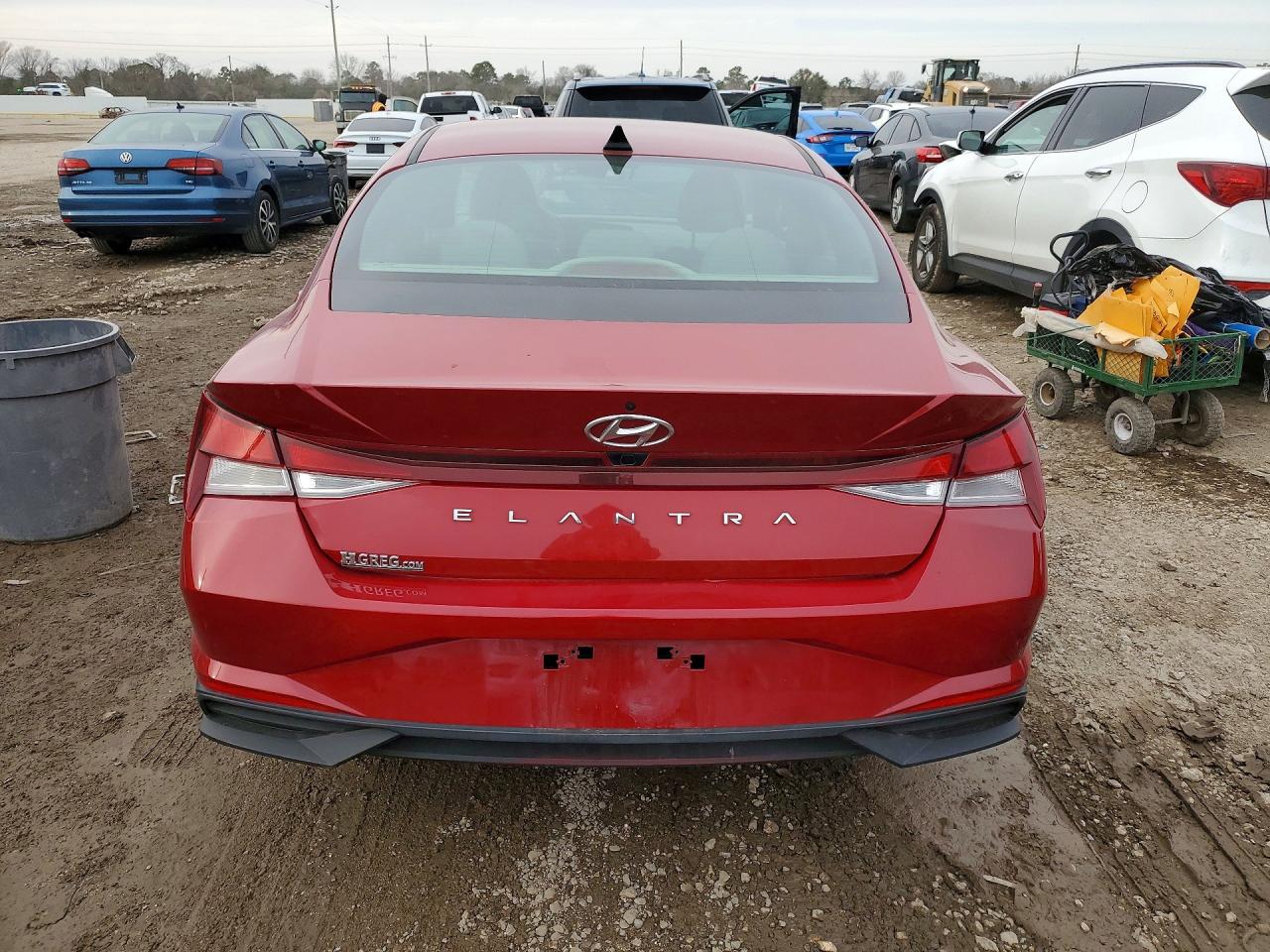 2022 HYUNDAI ELANTRA SEL photo 11