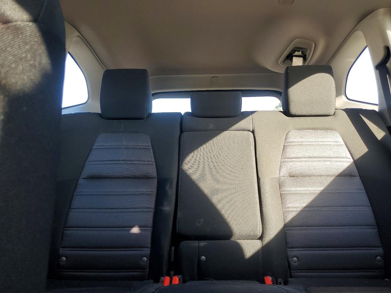 2018 HONDA CR-V LX photo 10
