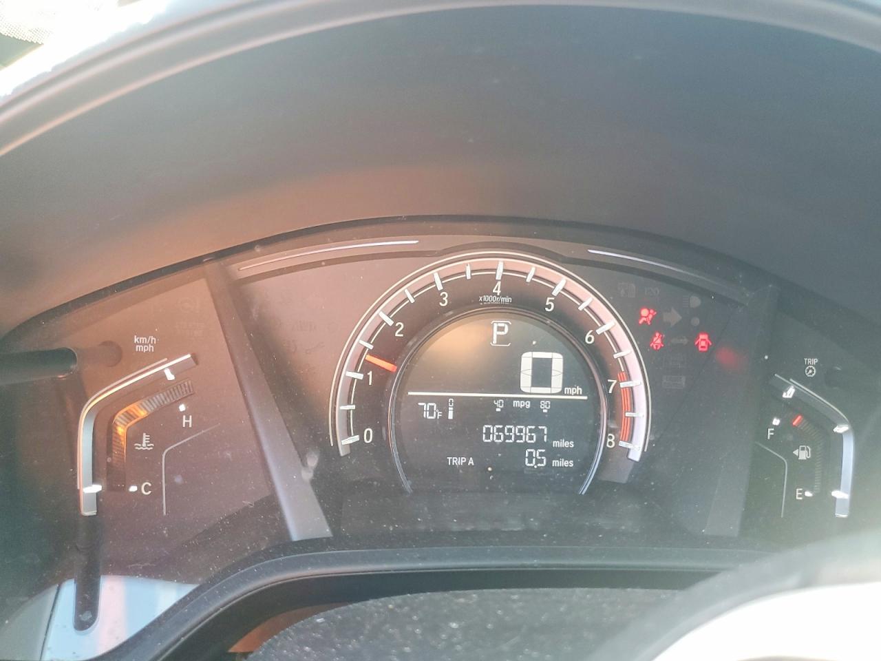 2018 HONDA CR-V LX photo 9