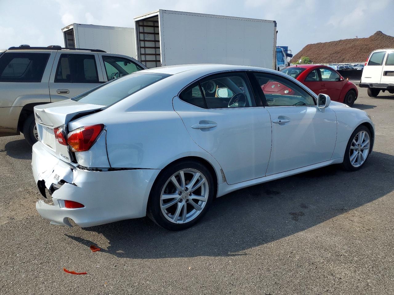 2006 LEXUS IS 250 photo 3