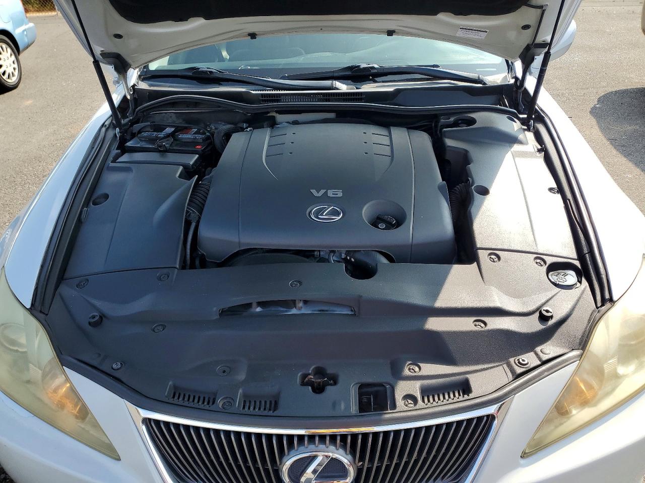2006 LEXUS IS 250 photo 11
