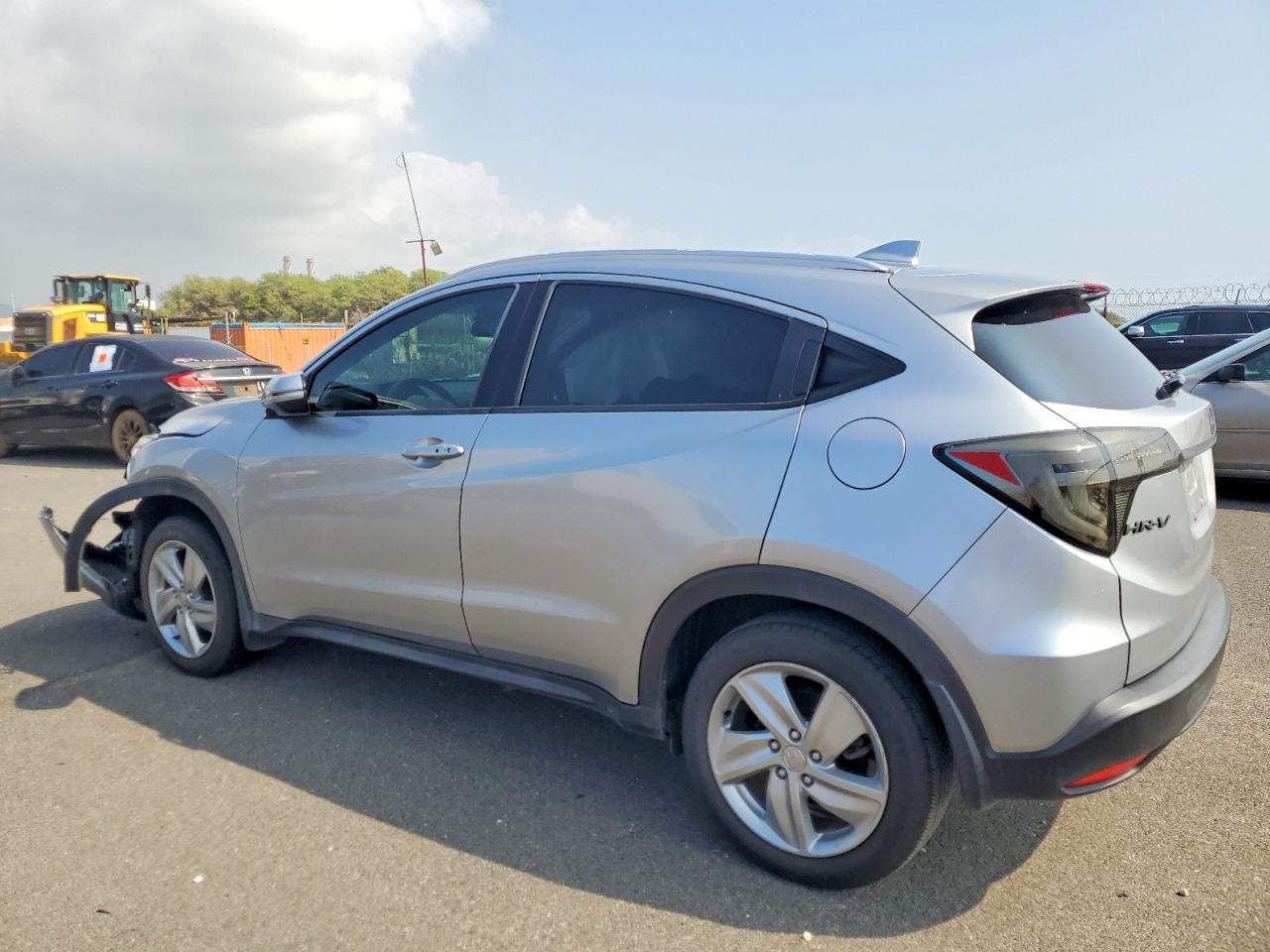 2019 HONDA HR-V EX photo 2