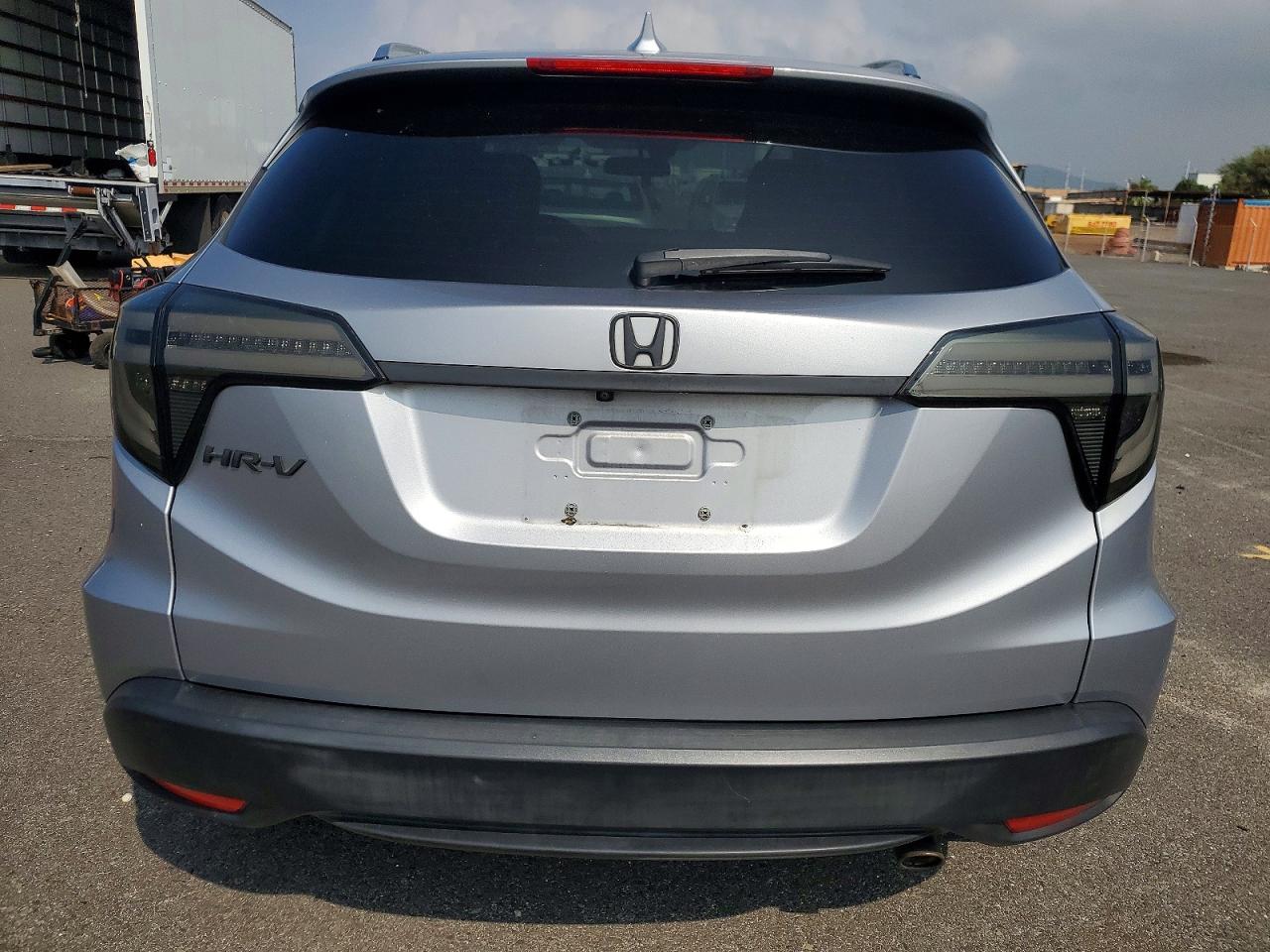 2019 HONDA HR-V EX photo 6