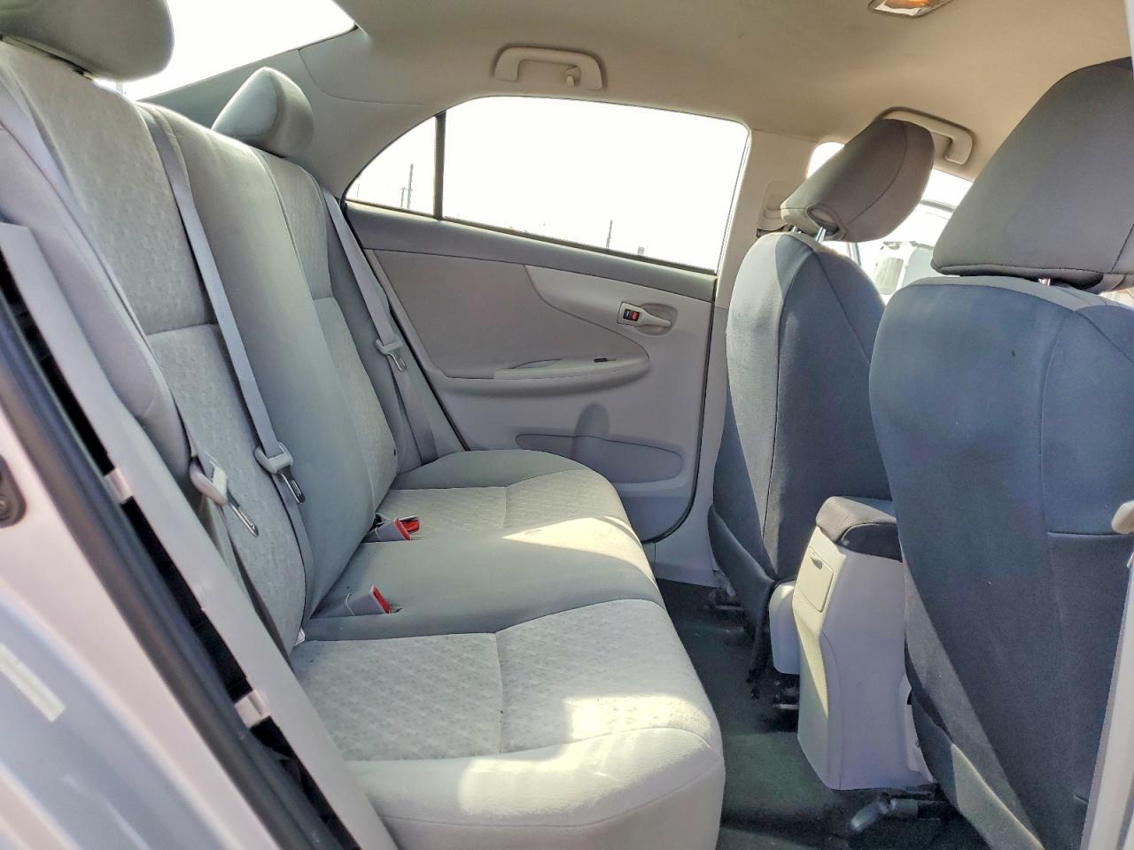 2009 TOYOTA COROLLA BASE photo 10