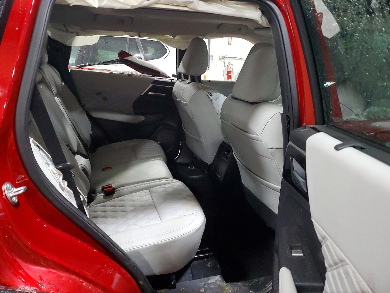 2025 MITSUBISHI OUTLANDER SEL photo 11