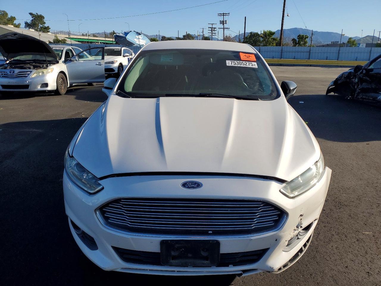 2016 FORD FUSION SE photo 5