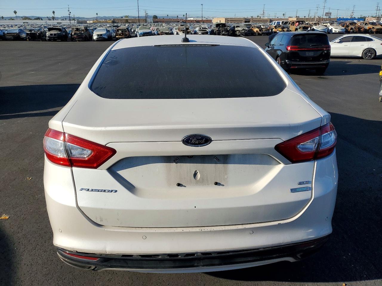 2016 FORD FUSION SE photo 6