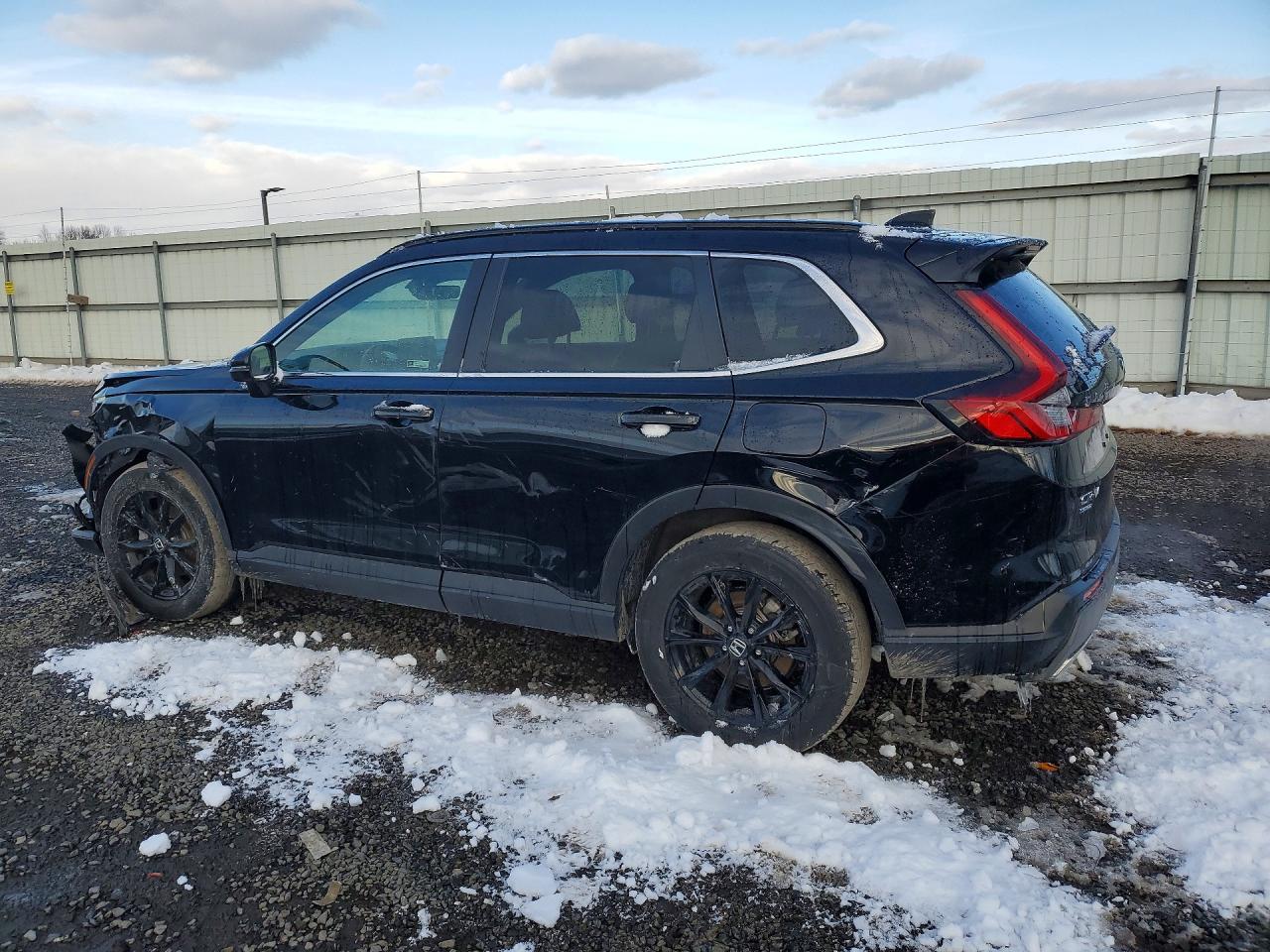 2025 HONDA CR-V SPORT-L photo 2