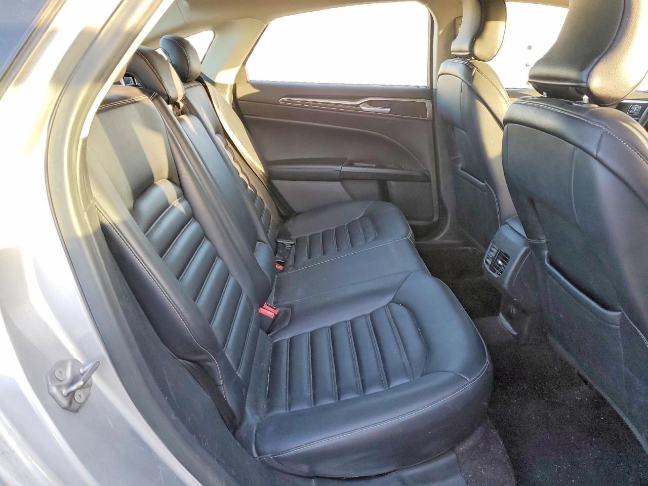 2019 FORD FUSION SEL photo 28