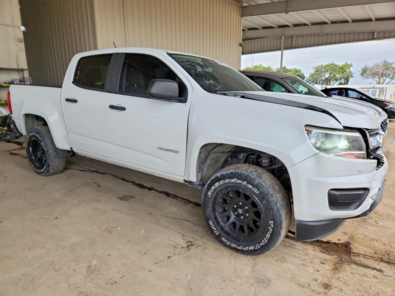 2020 CHEVROLET COLORADO photo 4