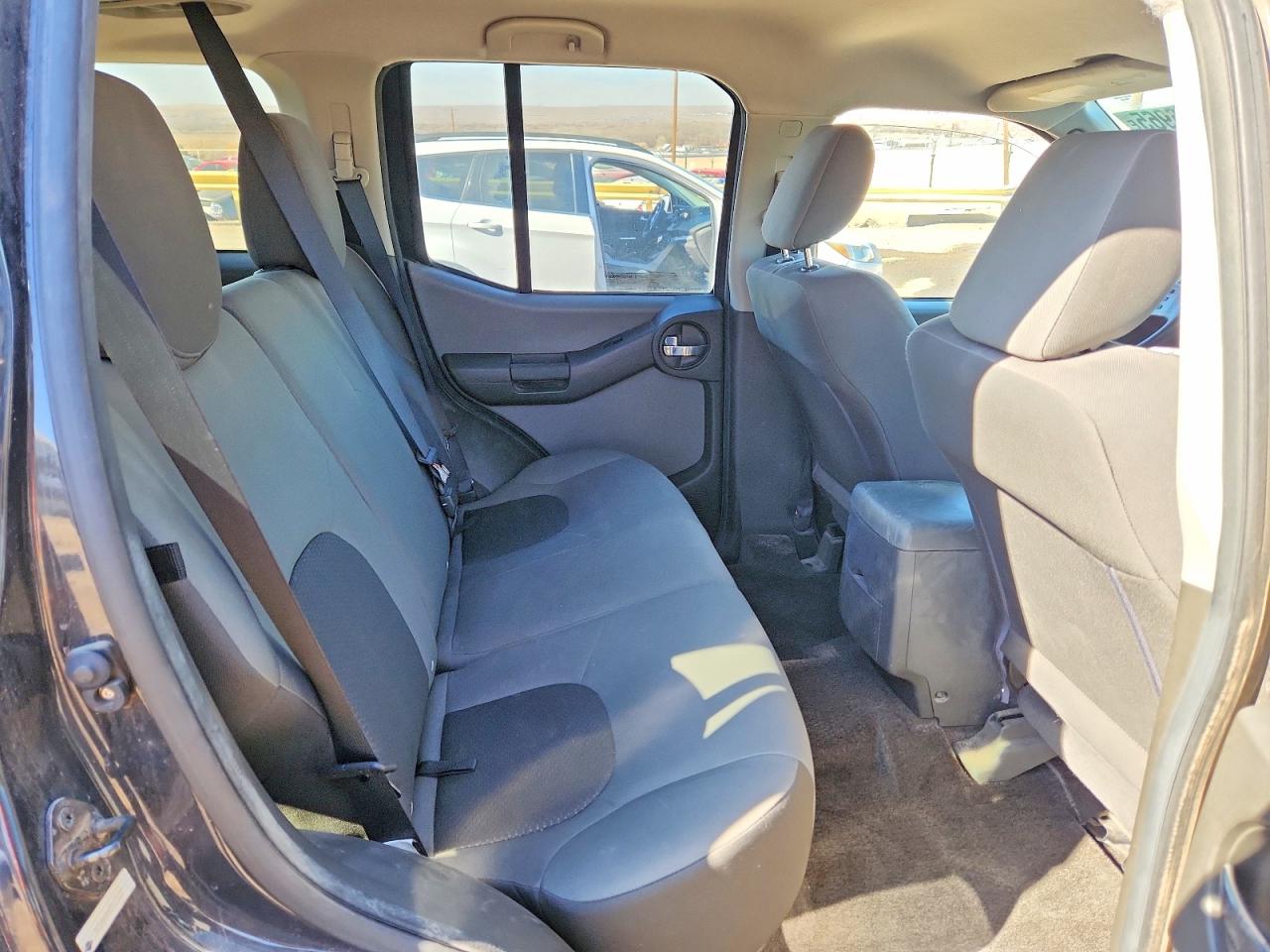2012 NISSAN XTERRA X photo 11