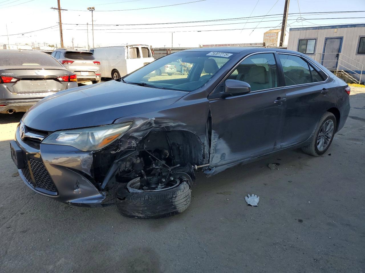 2016 TOYOTA CAMRY