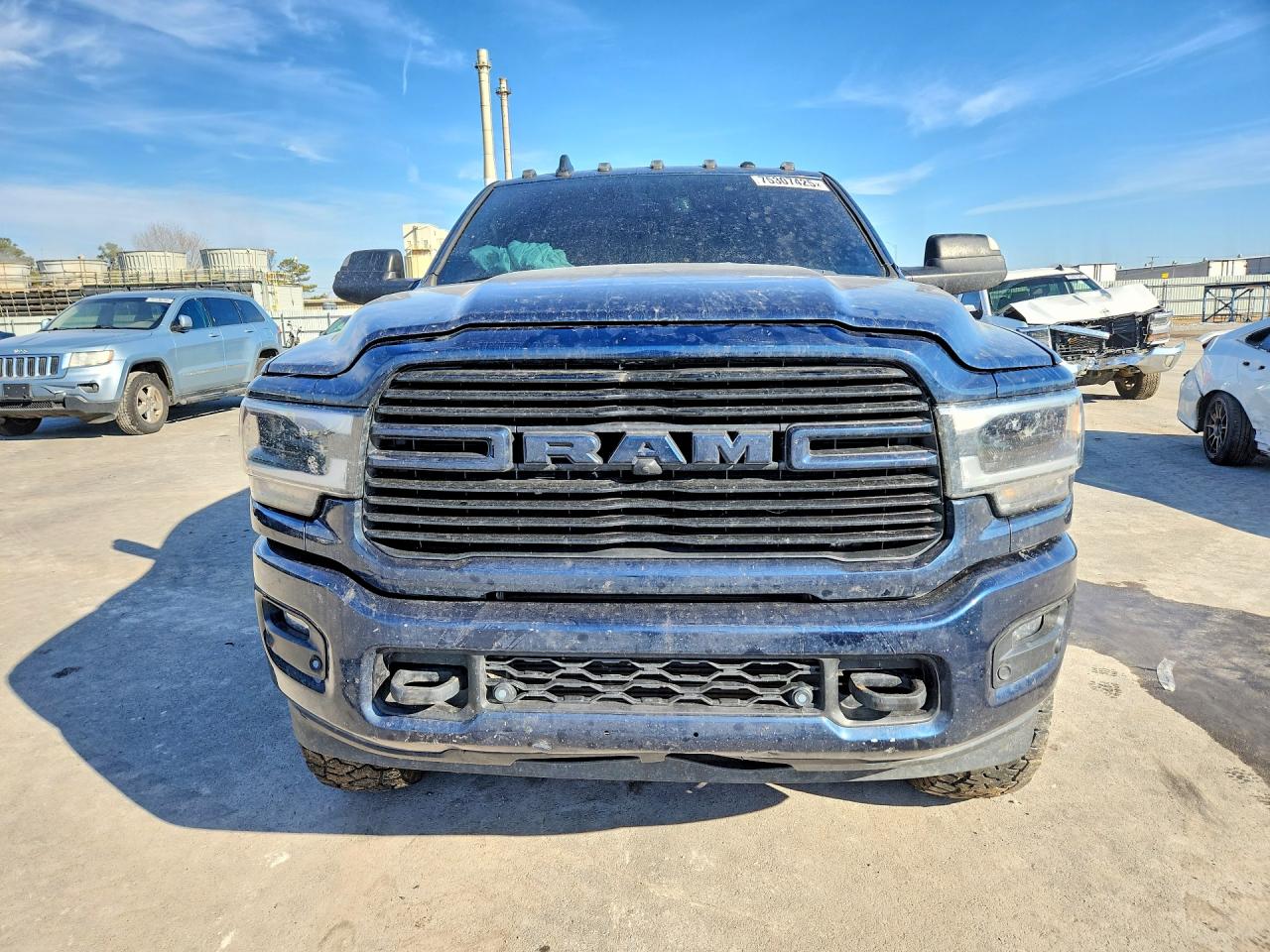 2022 RAM 3500 LARAMIE photo 5