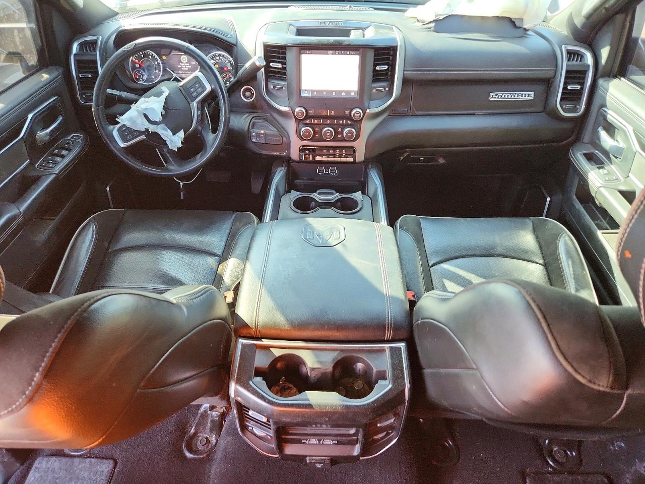 2022 RAM 3500 LARAMIE photo 8