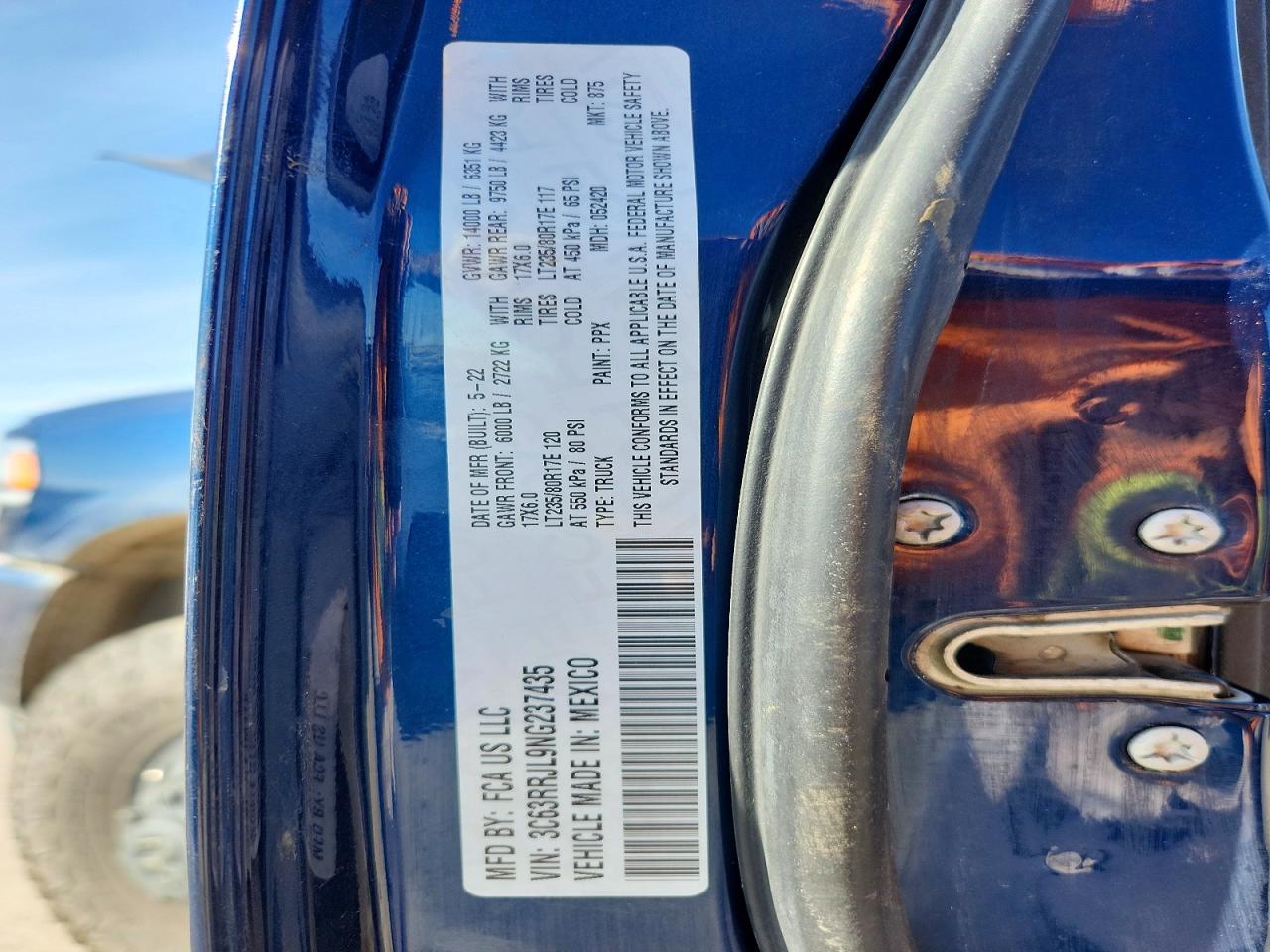 2022 RAM 3500 LARAMIE photo 13