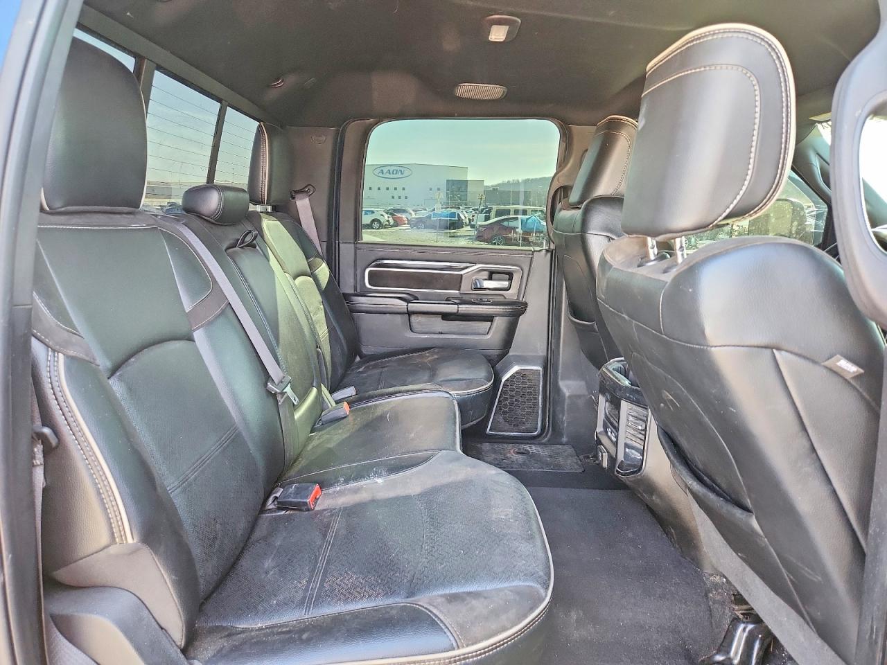 2022 RAM 3500 LARAMIE photo 11