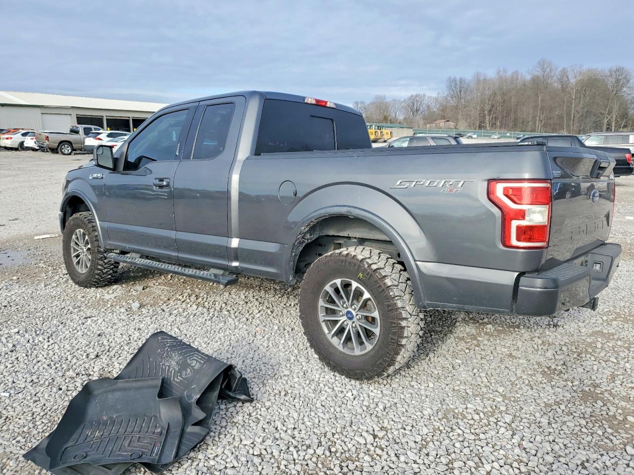 2018 FORD F150 SUPER CAB photo 2