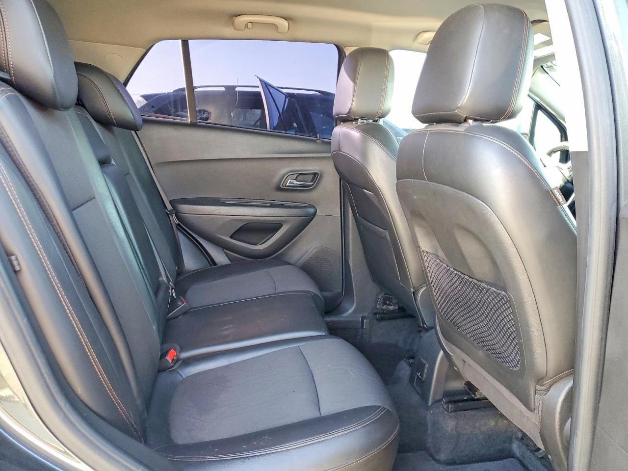 2018 CHEVROLET TRAX 1LT photo 11