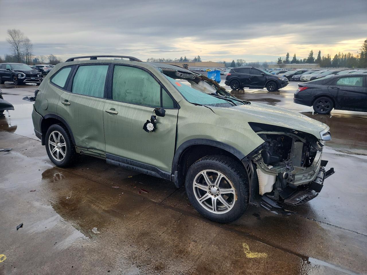 2019 SUBARU FORESTER photo 4