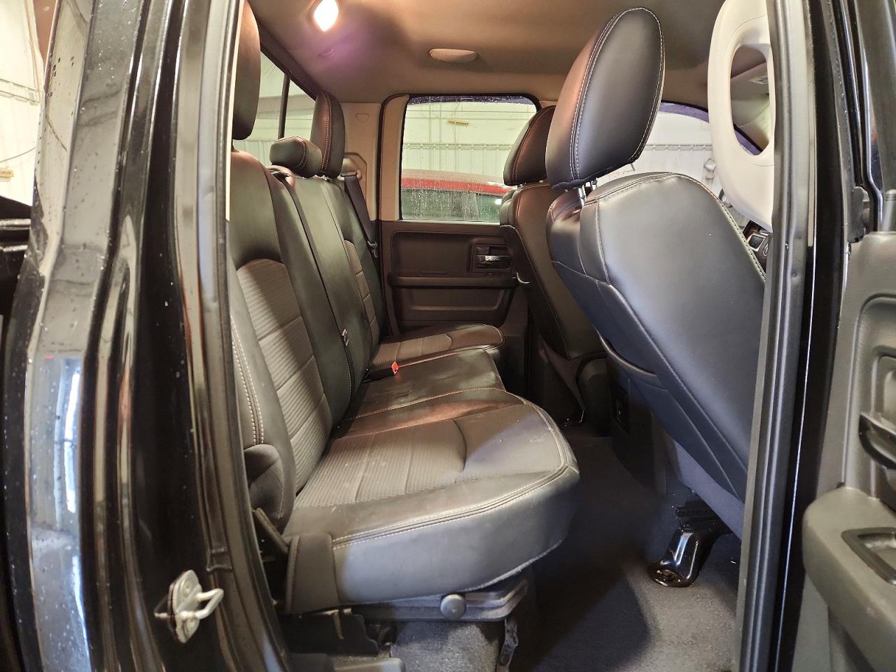 2011 DODGE RAM 1500 photo 28