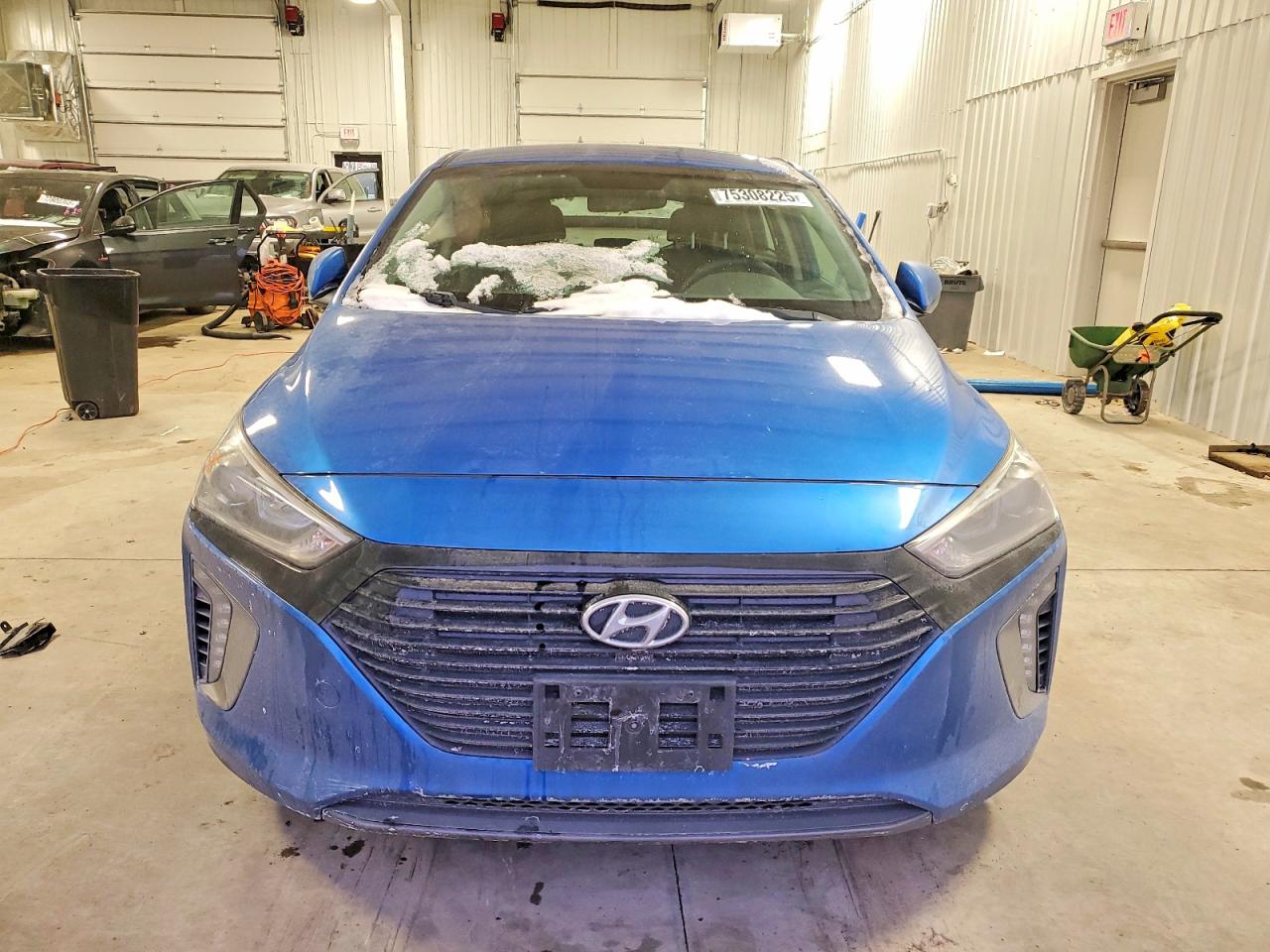 2017 HYUNDAI IONIQ SEL photo 9