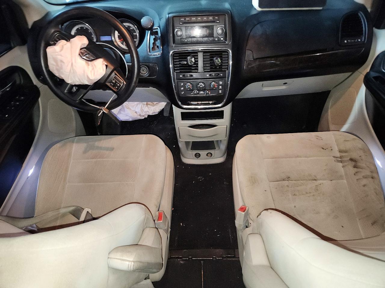 2012 DODGE GRAND CARAVAN SXT photo 8