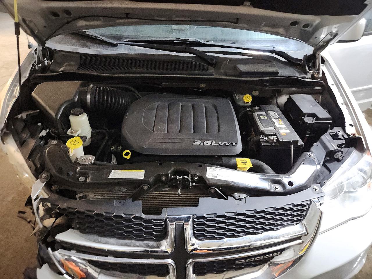 2012 DODGE GRAND CARAVAN SXT photo 12