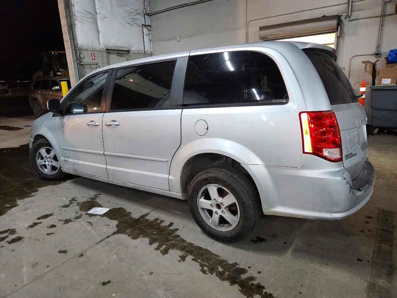 2012 DODGE GRAND CARAVAN SXT photo 2