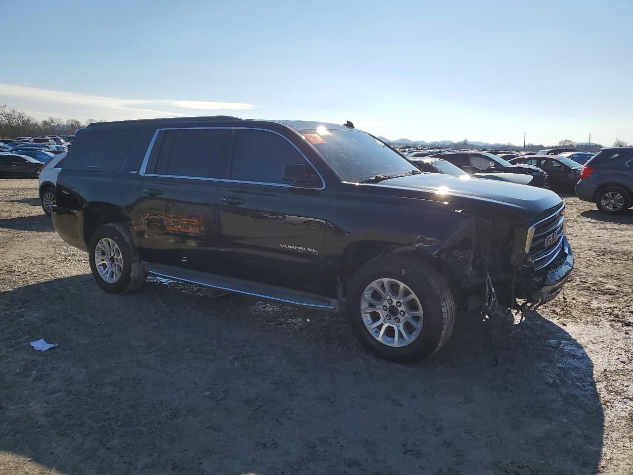 2015 GMC YUKON XL K1500 SLT photo 7