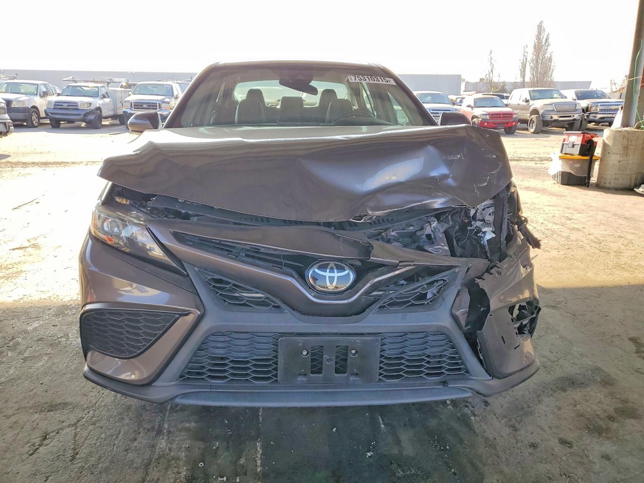 2022 TOYOTA CAMRY SE photo 9