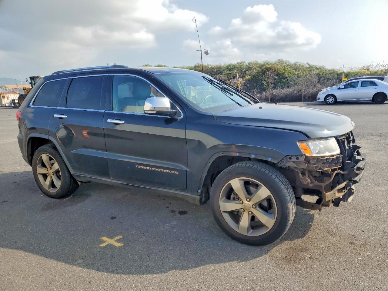 2014 JEEP GRAND CHEROKEE LIMITED photo 4