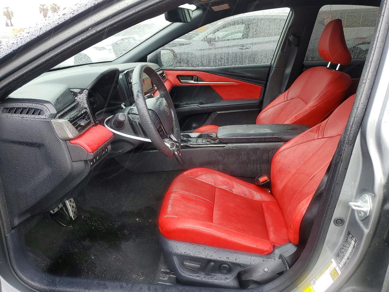 2025 TOYOTA CAMRY XSE photo 13