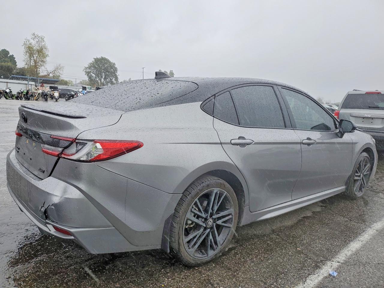 2025 TOYOTA CAMRY XSE photo 5
